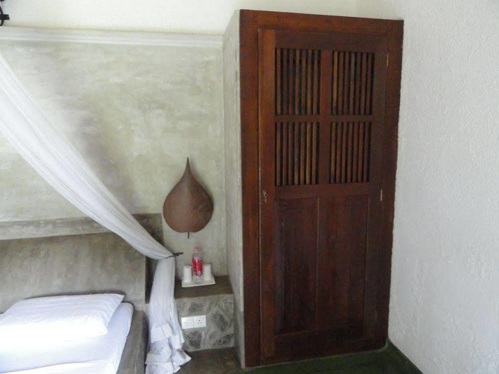 Serendip Stone Bungalow Kundasale Exterior foto